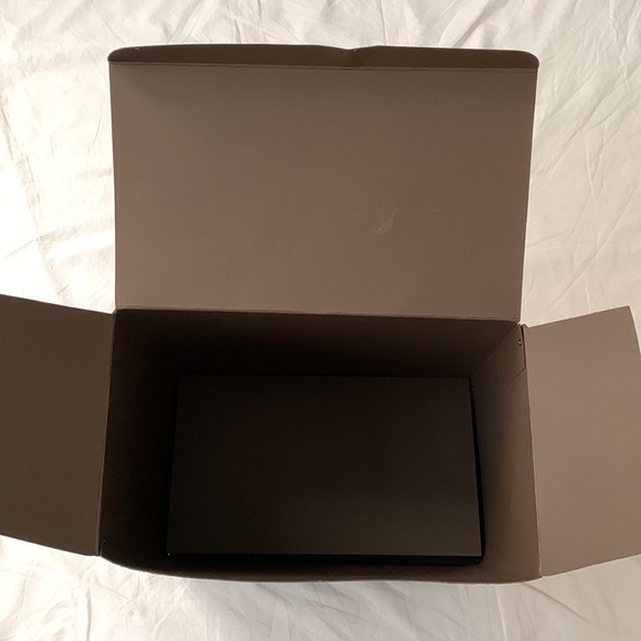 Large Authentic Louis Vuitton gift box, brown, 15.5”x12.5”, 9”width - Picture 2 of 9